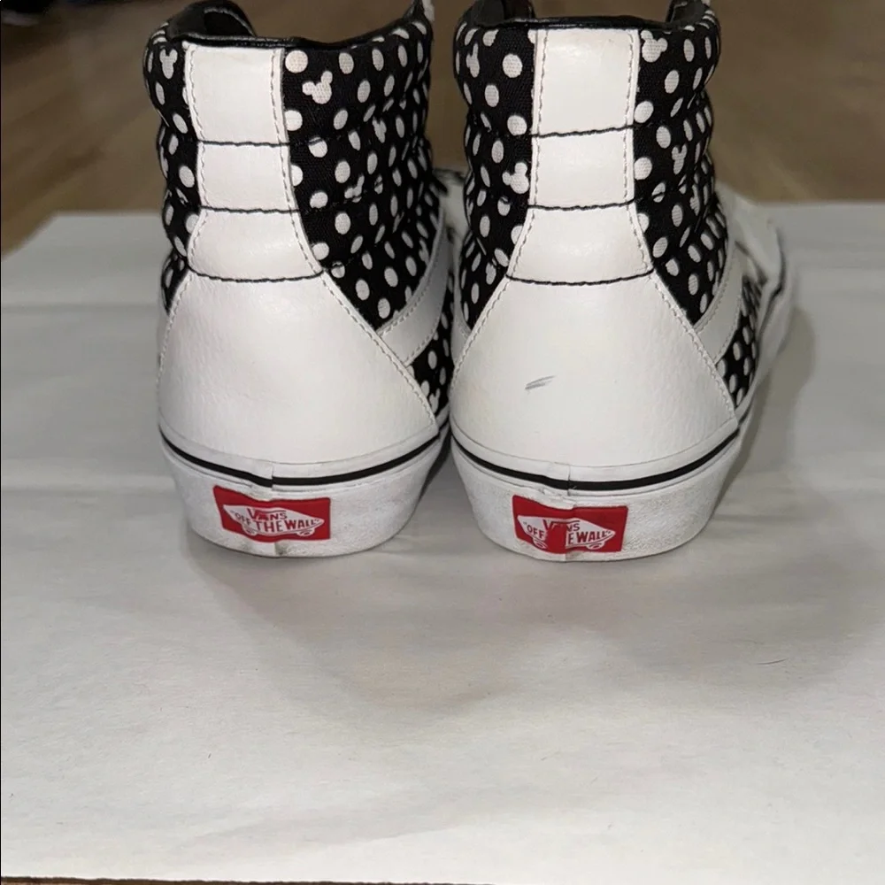 VANS Off The Wall DISNEY X Custom 2018 Mickey Silhouette Polkadots unisex Sz W 9